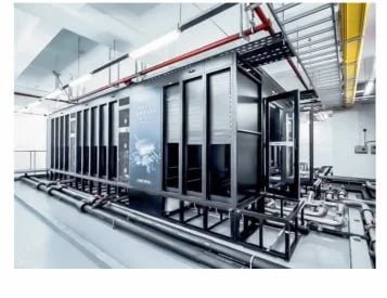 Prefabricated piping modules serving a row of liquid cooling equipment